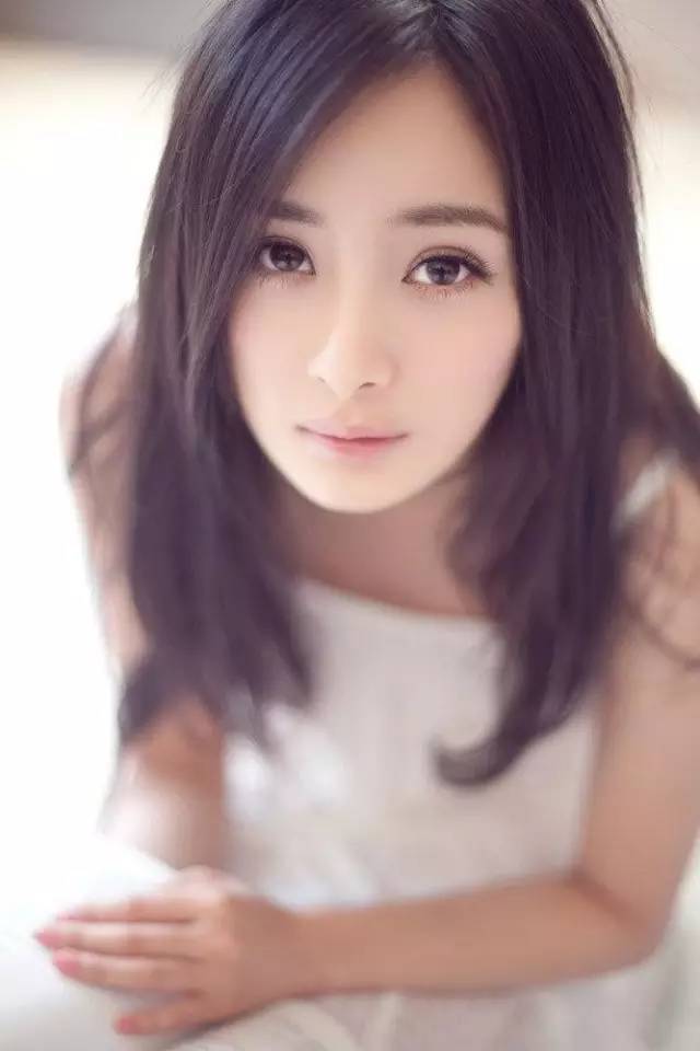 弹壳与玫瑰